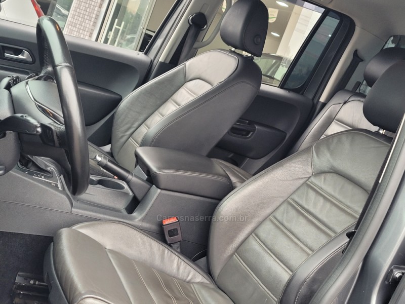 AMAROK 2.0 HIGHLINE 4X4 CD 16V TURBO INTERCOOLER DIESEL 4P AUTOMÁTICO - 2018 - VACARIA