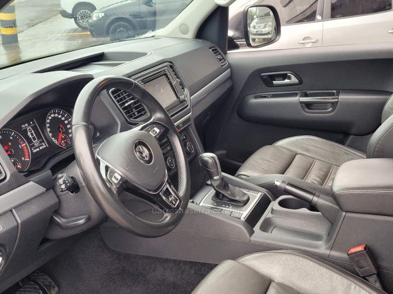 AMAROK 2.0 HIGHLINE 4X4 CD 16V TURBO INTERCOOLER DIESEL 4P AUTOMÁTICO - 2018 - VACARIA