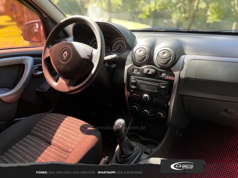SANDERO 1.6 EXPRESSION 8V FLEX 4P MANUAL - 2014 - CARLOS BARBOSA