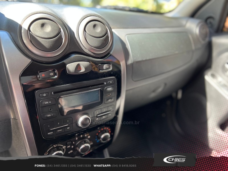 SANDERO 1.6 EXPRESSION 8V FLEX 4P MANUAL - 2014 - CARLOS BARBOSA