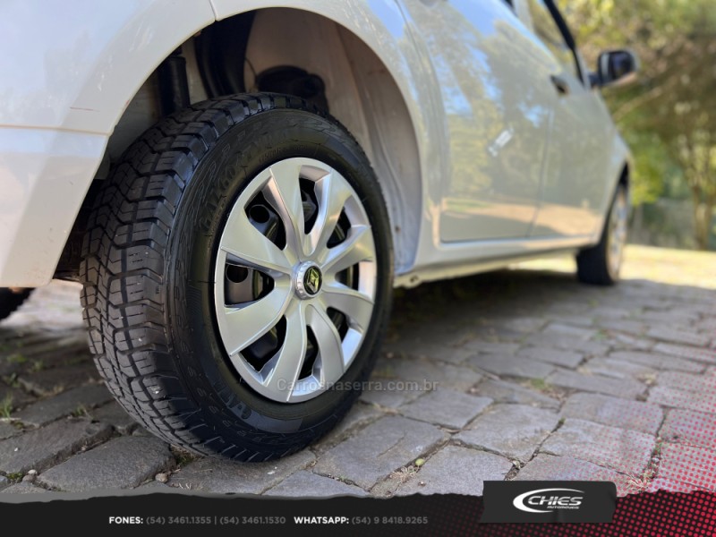 SANDERO 1.6 EXPRESSION 8V FLEX 4P MANUAL - 2014 - CARLOS BARBOSA