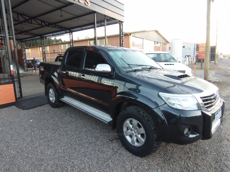 HILUX 3.0 SRV 4X4 CD 16V TURBO INTERCOOLER DIESEL 4P AUTOMÁTICO - 2012 - VACARIA