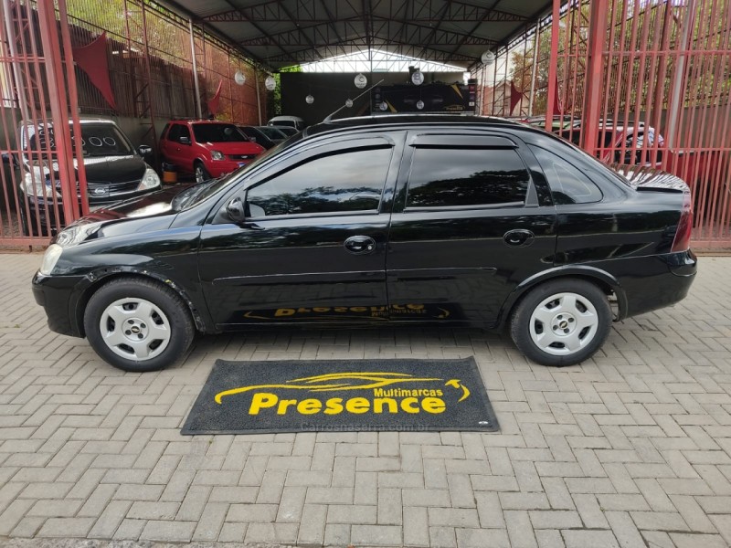 CORSA 1.4 MPFI PREMIUM SEDAN 8V FLEX 4P MANUAL - 2010 - NOVO HAMBURGO