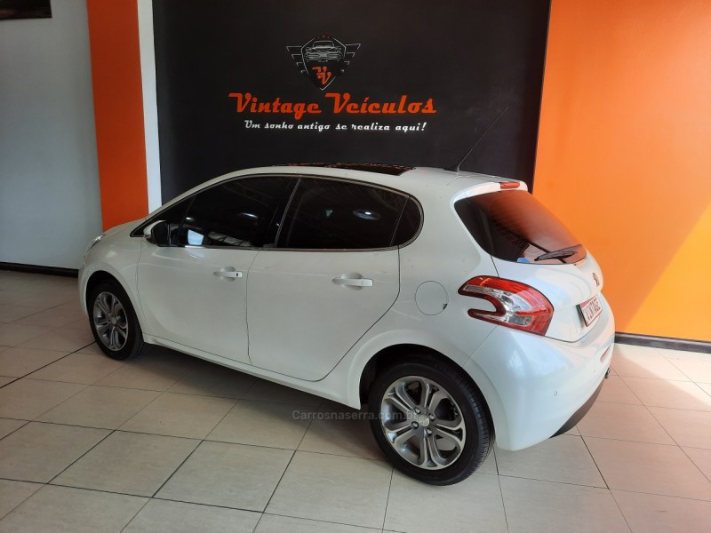 208 1.6 GRIFFE 16V FLEX 4P MANUAL - 2016 - CAXIAS DO SUL