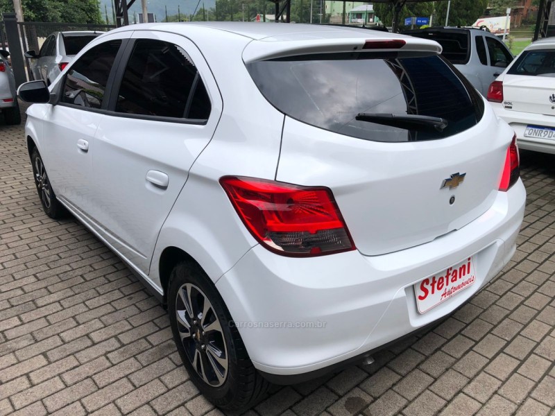 ONIX 1.4 MPFI LTZ 8V FLEX 4P AUTOMÁTICO - 2015 - FELIZ