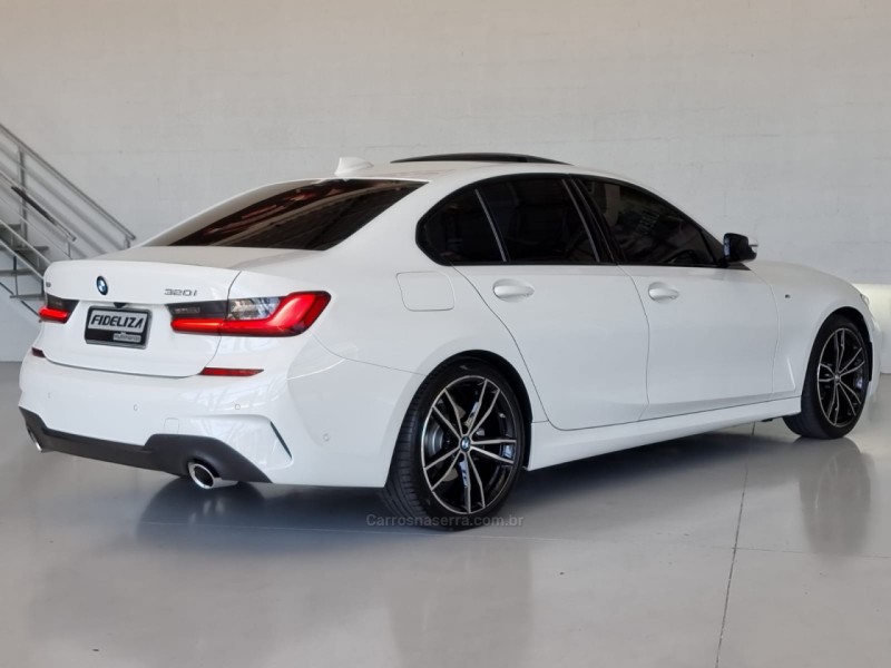 320I 2.0 M SPORT 16V TURBO ACTIVEFLEX 4P AUTOMÁTICO - 2022 - FARROUPILHA