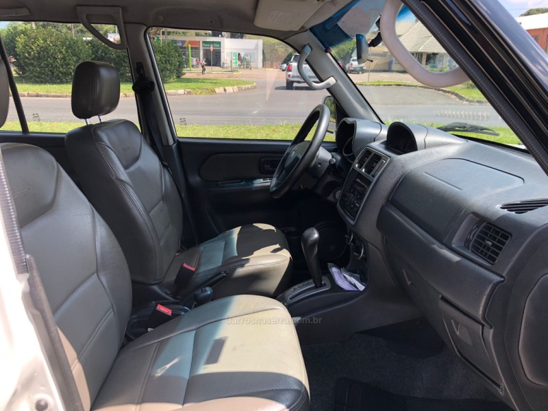 PAJERO TR4 2.0 4X4 16V 140CV FLEX 4P AUTOMÁTICO - 2010 - CANELA