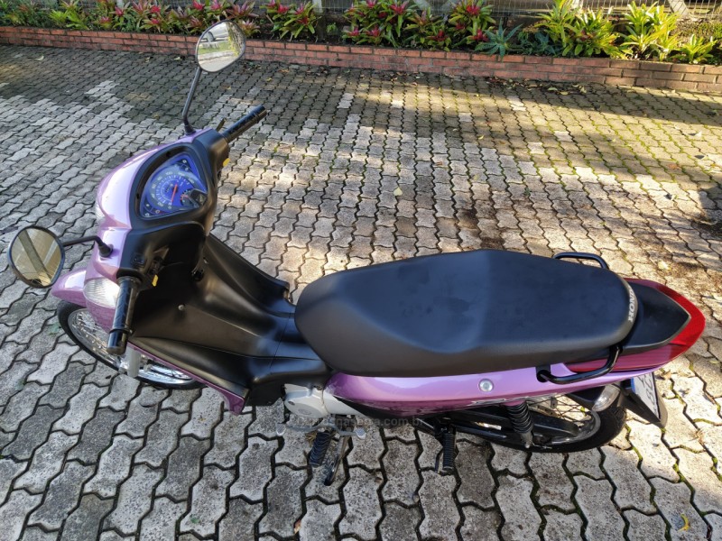 BIZ 125 ES - 2012 - MORRO REUTER