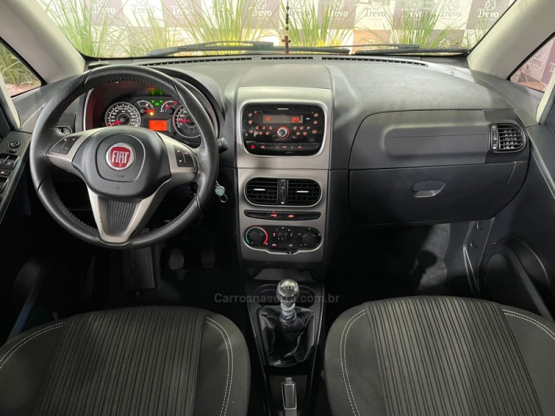 IDEA 1.6 MPI ESSENCE 16V FLEX 4P MANUAL - 2015 - TAQUARA