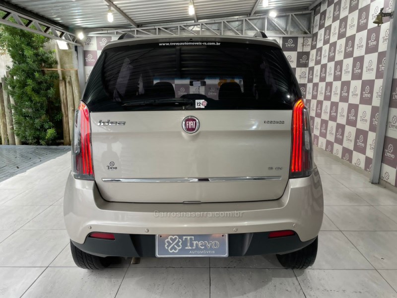 IDEA 1.6 MPI ESSENCE 16V FLEX 4P MANUAL - 2015 - TAQUARA
