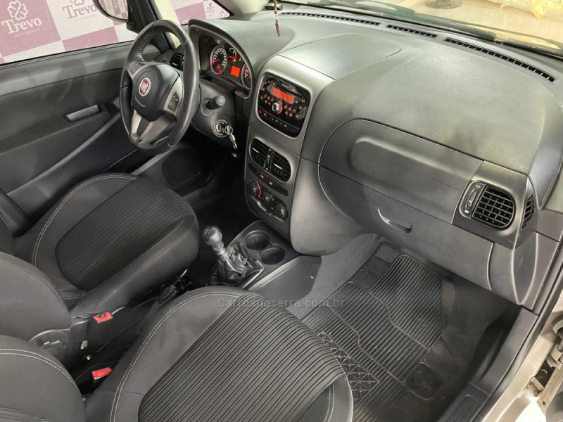 IDEA 1.6 MPI ESSENCE 16V FLEX 4P MANUAL - 2015 - TAQUARA