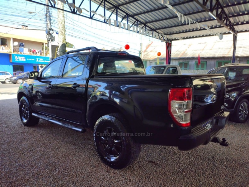 RANGER 2.5 XLS 4X2 CD 16V FLEX 4P MANUAL - 2013 - CANELA