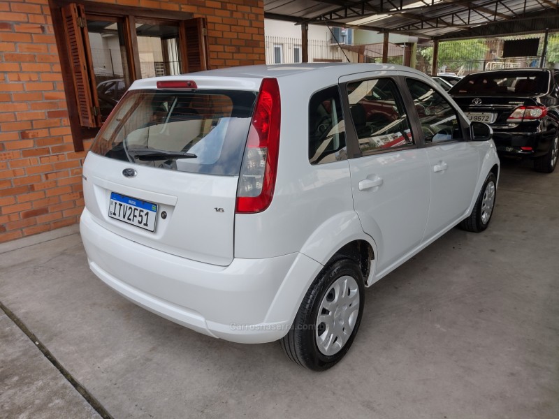 FIESTA 1.6 ROCAM HATCH 8V FLEX 4P MANUAL - 2013 - GARIBALDI