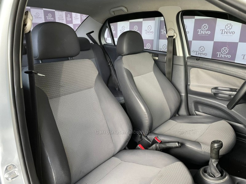 VOYAGE 1.6 MI CITY 8V FLEX 4P MANUAL - 2012 - TAQUARA