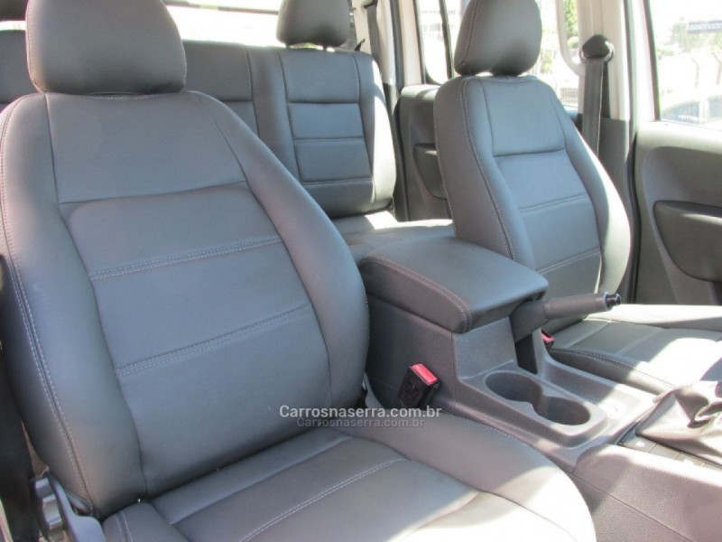 AMAROK 2.0 HIGHLINE 4X4 CD 16V TURBO INTERCOOLER DIESEL 4P MANUAL - 2012 - FARROUPILHA