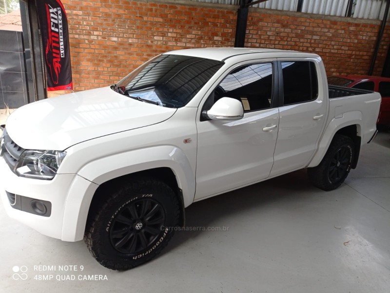 amarok 2.0 highline 4x4 cd 16v turbo intercooler diesel 4p automatico 2013 vacaria