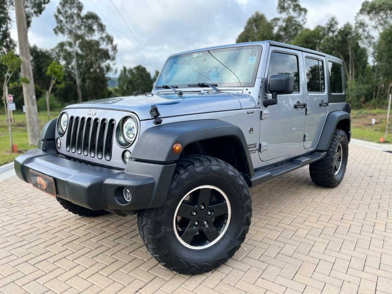 WRANGLER 3.6 UNLIMITED SPORT 4X4 V6 GASOLINA 4P AUTOMÁTICO - 2015 - CANELA