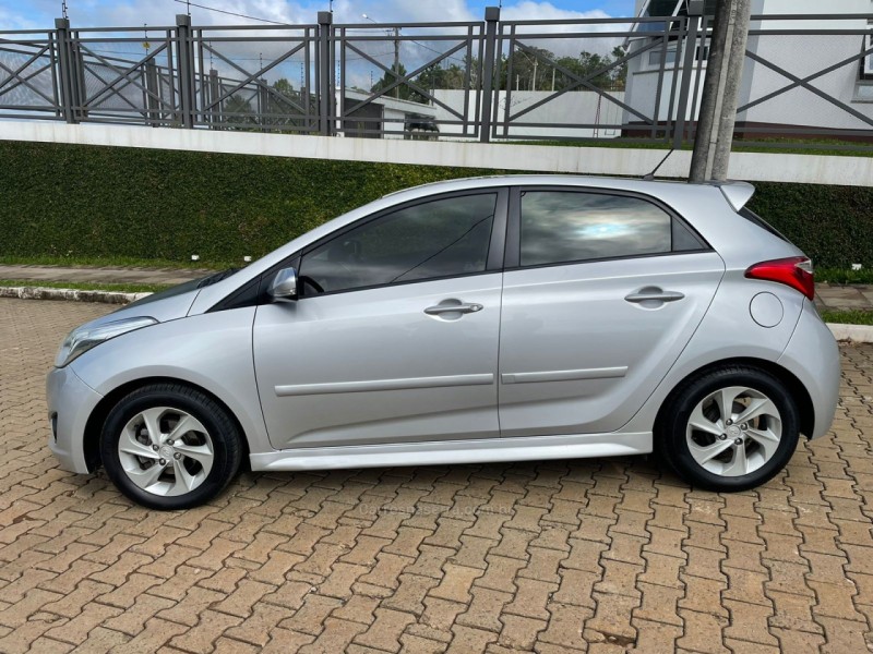 HB20 1.6 PREMIUM 16V FLEX 4P MANUAL - 2013 - PAROBé