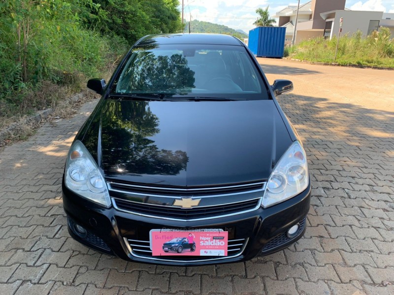 VECTRA 2.0 MPFI ELEGANCE 8V 140CV FLEX 4P MANUAL - 2011 - PAROBé