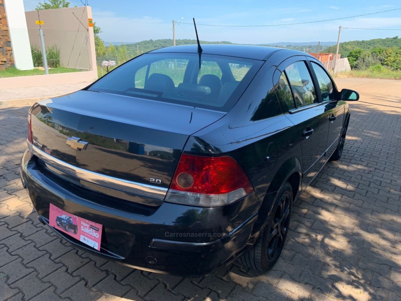 VECTRA 2.0 MPFI ELEGANCE 8V 140CV FLEX 4P MANUAL - 2011 - PAROBé