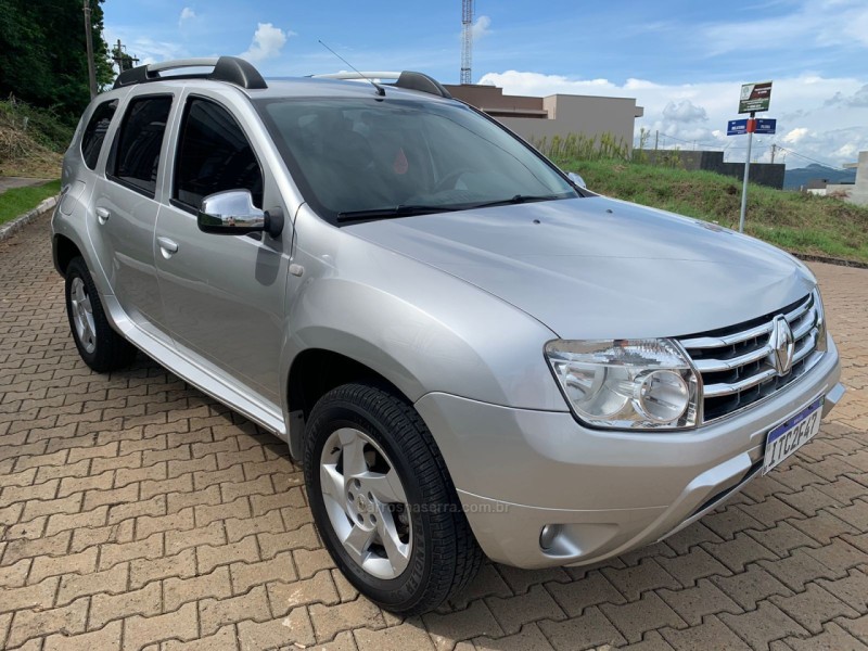 DUSTER 1.6 DYNAMIQUE 4X2 16V FLEX 4P MANUAL