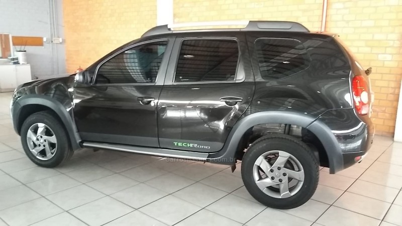 DUSTER 1.6 TECH ROAD 4X2 16V FLEX 4P MANUAL - 2014 - SAPIRANGA