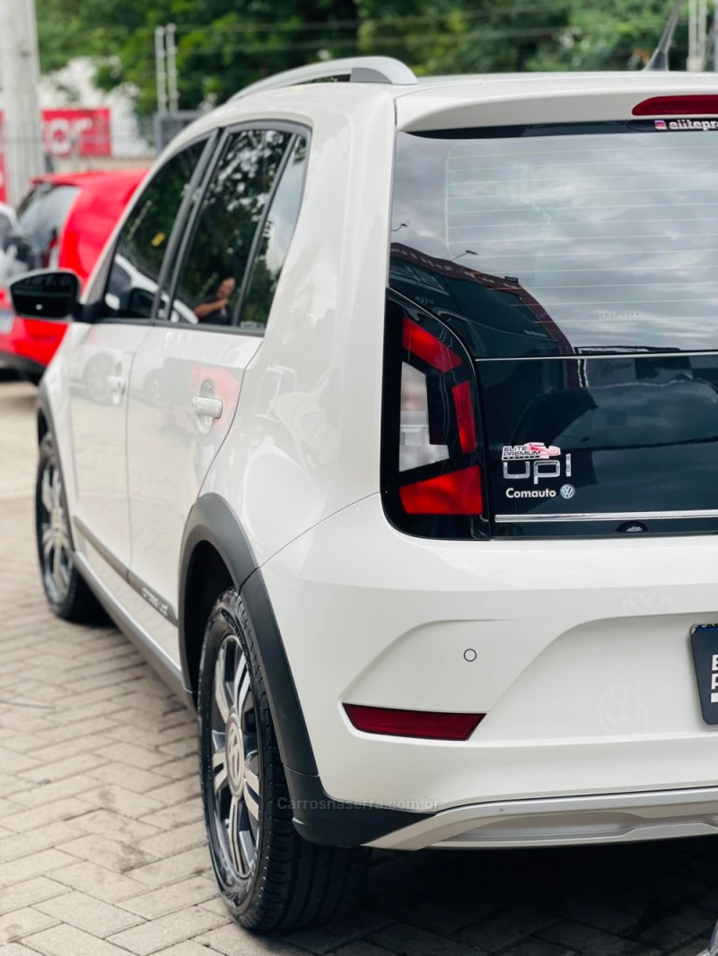 CROSS UP 1.0 TSI 12V FLEX 4P MANUAL - 2018 - ESTâNCIA VELHA