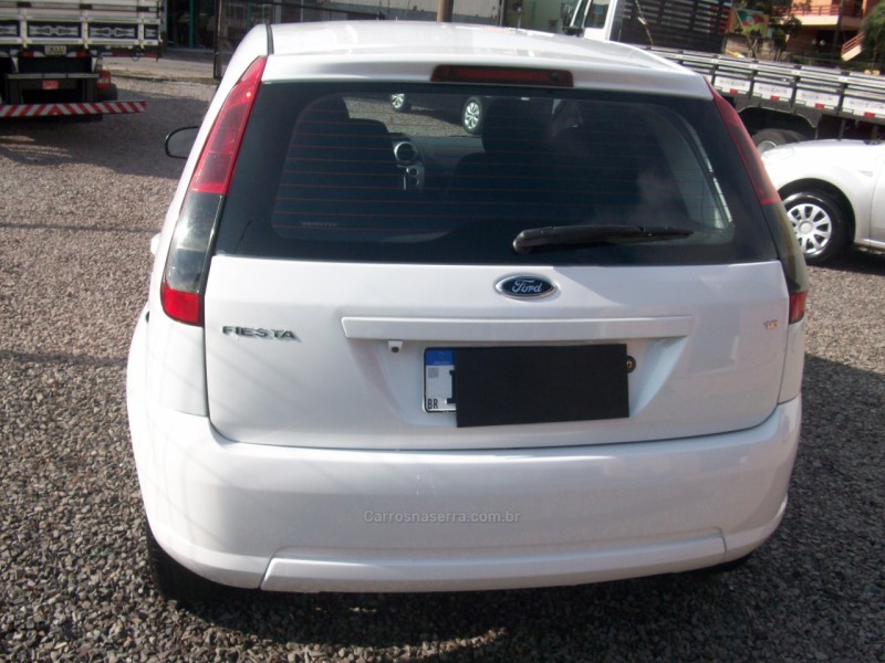 FIESTA 1.6 ROCAM SE PLUS HATCH 8V FLEX 4P MANUAL - 2014 - FARROUPILHA