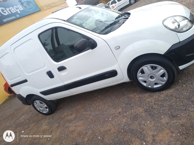 kangoo  2015 sapiranga