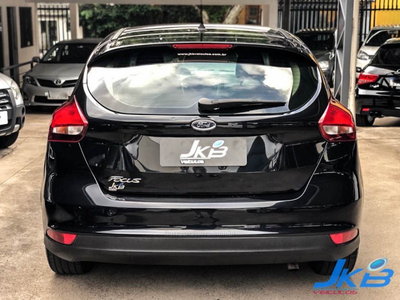 FOCUS 1.6 SE 8V FLEX 4P MANUAL - 2018 - NOVO HAMBURGO