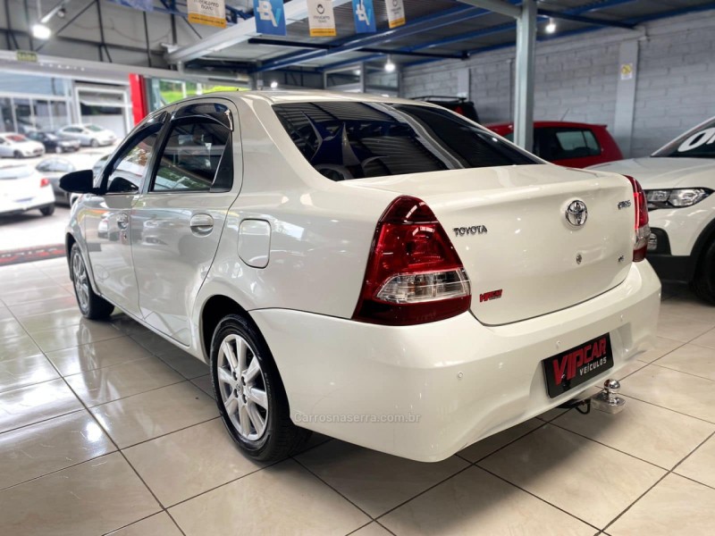ETIOS 1.5 X PLUS SEDAN 16V FLEX 4P MANUAL - 2019 - ESTâNCIA VELHA