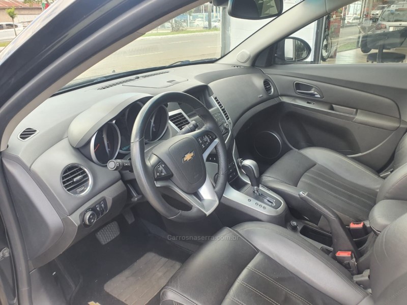 CRUZE 1.8 LT 16V FLEX 4P AUTOMÁTICO - 2013 - CAXIAS DO SUL
