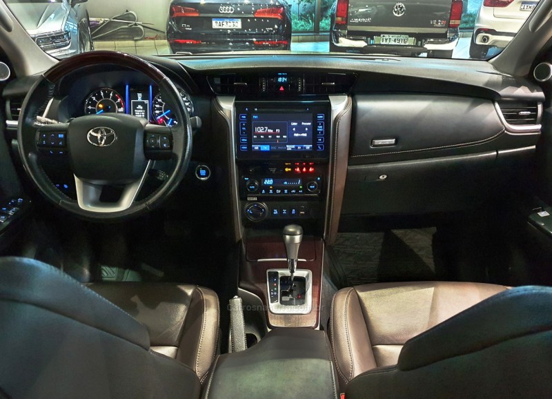 HILUX SW4 2.8 SRX 4X4 16V TURBO INTERCOOLER DIESEL 4P AUTOMÁTICO - 2016 - FARROUPILHA
