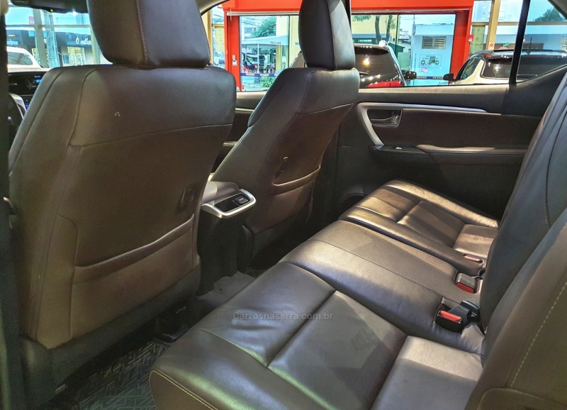 HILUX SW4 2.8 SRX 4X4 16V TURBO INTERCOOLER DIESEL 4P AUTOMÁTICO - 2016 - FARROUPILHA