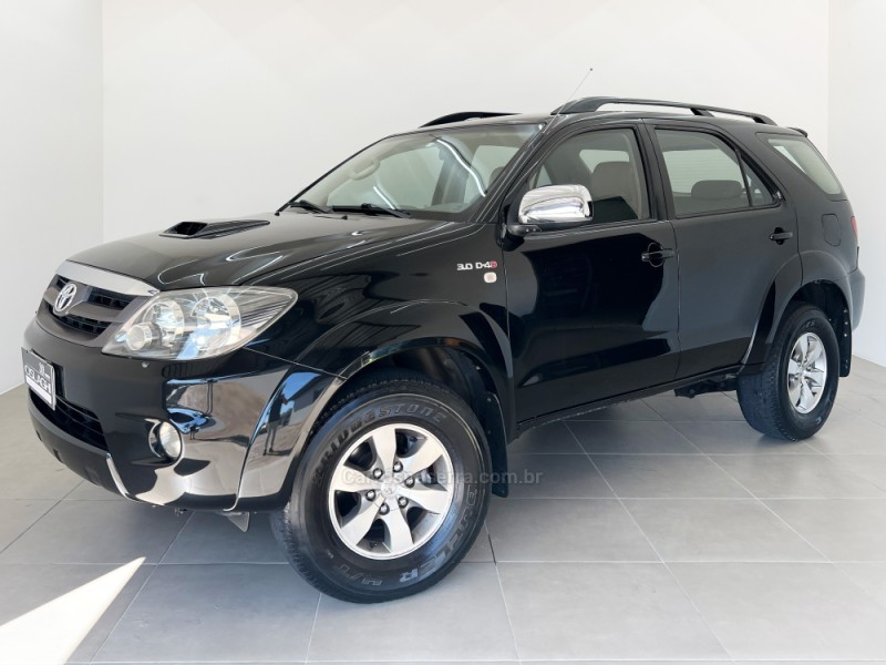 HILUX 3.0 SRV 4X4 CD 16V TURBO INTERCOOLER DIESEL 4P AUTOMÁTICO