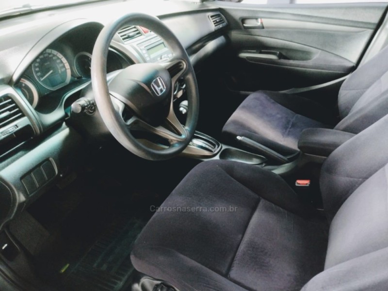 CITY 1.5 LX 16V FLEX 4P AUTOMÁTICO - 2014 - SãO SEBASTIãO DO CAí