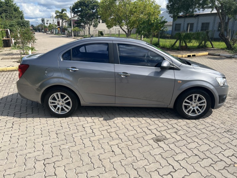 SONIC 1.6 LTZ SEDAN 16V FLEX 4P MANUAL - 2012 - NOVA HARTZ