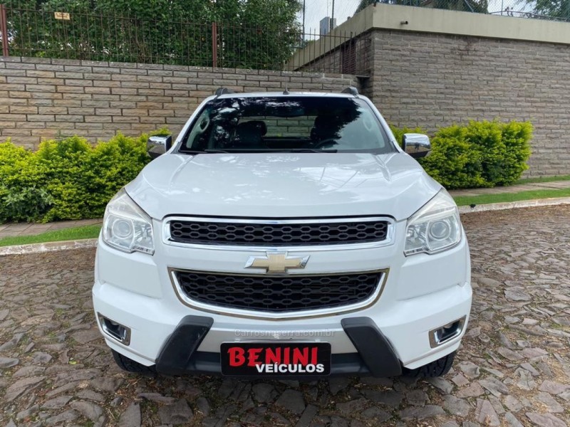S10 2.8 4X2 CD 12V TURBO INTERCOOLER DIESEL 4P MANUAL - 2013 - CAMPO BOM