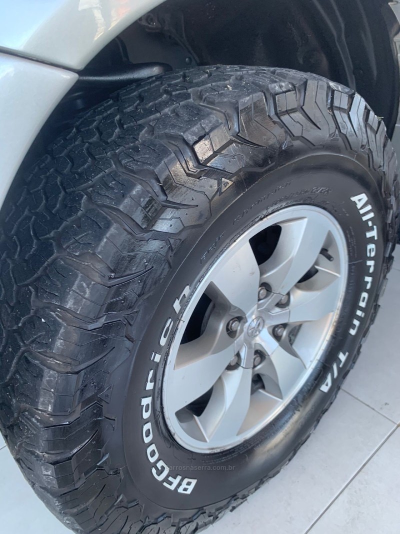 HILUX 3.0 SRV 4X4 CD 16V TURBO DIESEL 4P MANUAL - 2009 - CAXIAS DO SUL