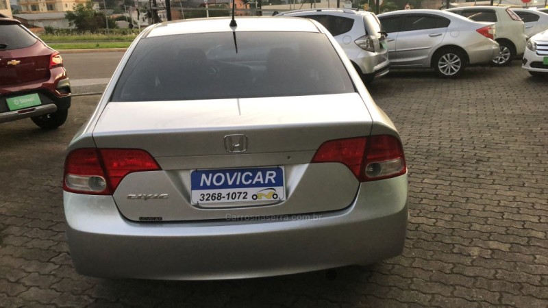CIVIC 1.8 LXS 16V GASOLINA 4P AUTOMÁTICO - 2007 - FARROUPILHA