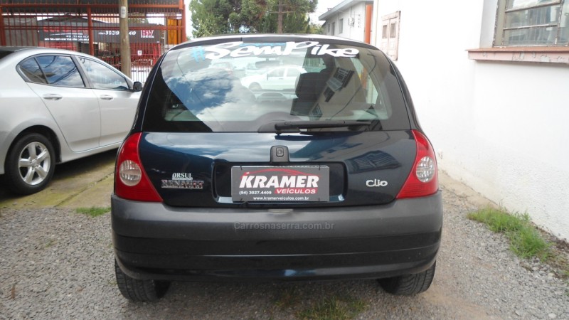 CLIO 1.0 EXPRESSION 16V GASOLINA 4P MANUAL - 2005 - CAXIAS DO SUL