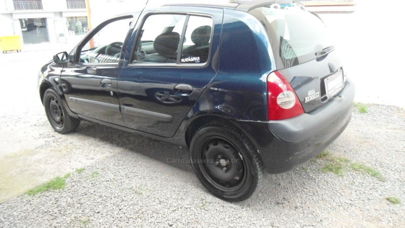CLIO 1.0 EXPRESSION 16V GASOLINA 4P MANUAL - 2005 - CAXIAS DO SUL