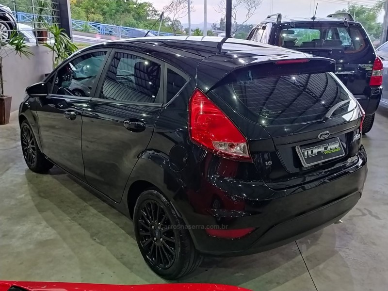 FIESTA 1.6 SE STYLE HATCH 16V FLEX 4P MANUAL - 2017 - CAMPO BOM