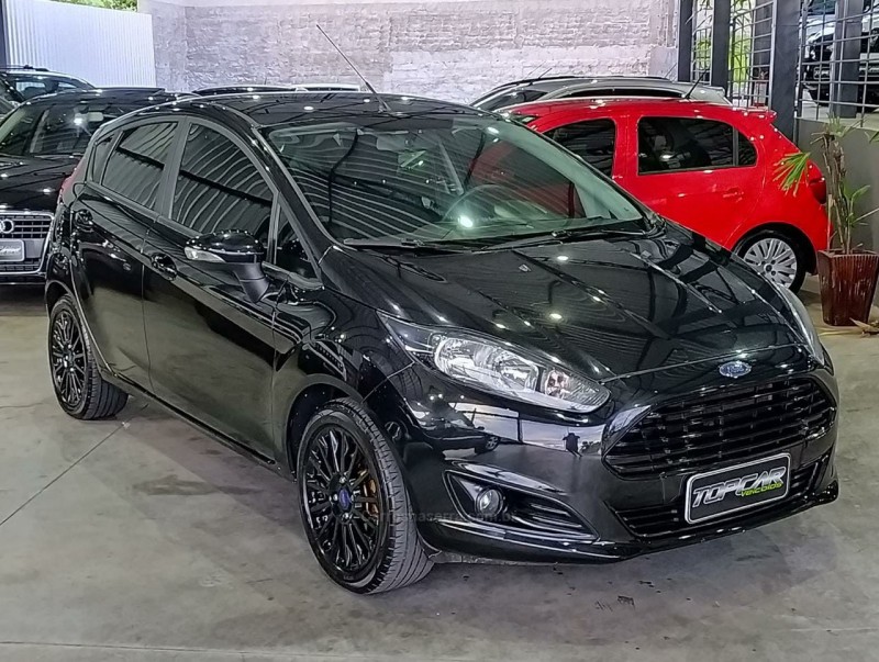 FIESTA 1.6 SE STYLE HATCH 16V FLEX 4P MANUAL - 2017 - CAMPO BOM