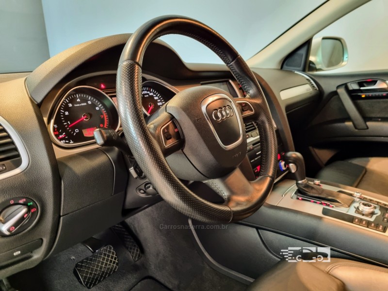 Q7 3.0 TFSI QUATTRO V6 24V GASOLINA 4P TIPTRONIC - 2011 - BENTO GONçALVES