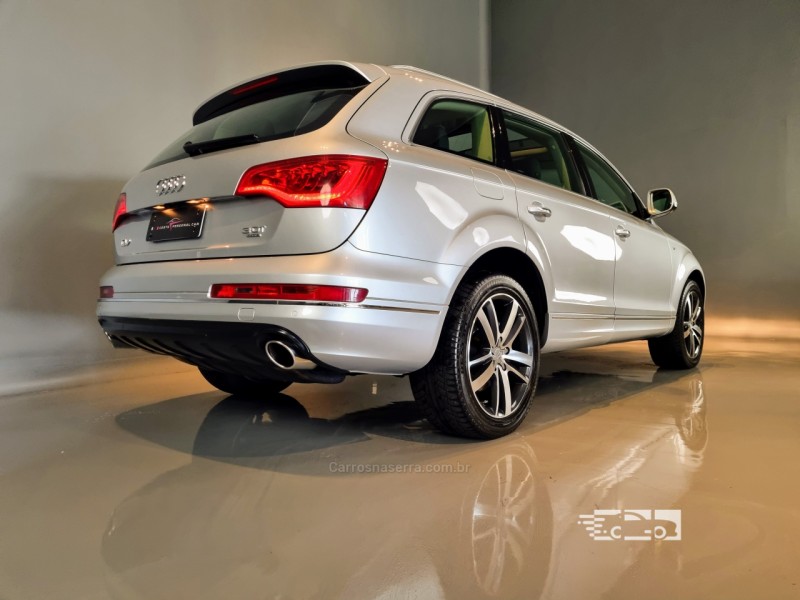 Q7 3.0 TFSI QUATTRO V6 24V GASOLINA 4P TIPTRONIC - 2011 - BENTO GONçALVES