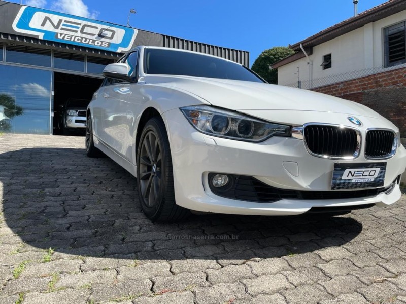 328I 2.5 TOP SEDAN GASOLINA 4P AUTOMÁTICO - 2013 - BENTO GONçALVES