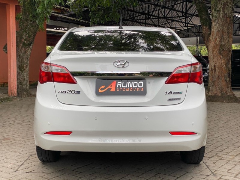 HB20S 1.6 PREMIUM 16V FLEX 4P AUTOMÁTICO - 2015 - PAROBé