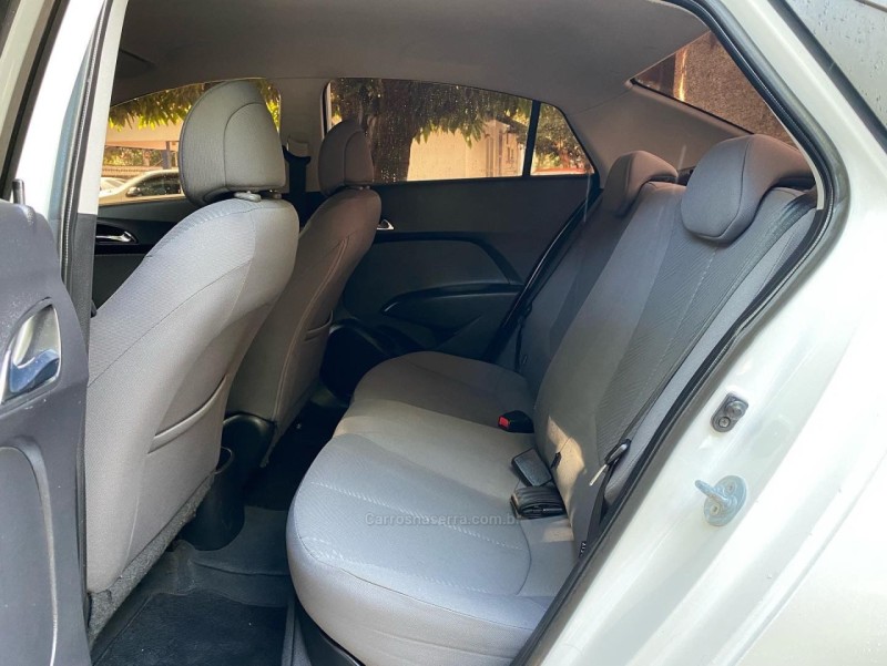 HB20S 1.6 PREMIUM 16V FLEX 4P AUTOMÁTICO - 2015 - PAROBé