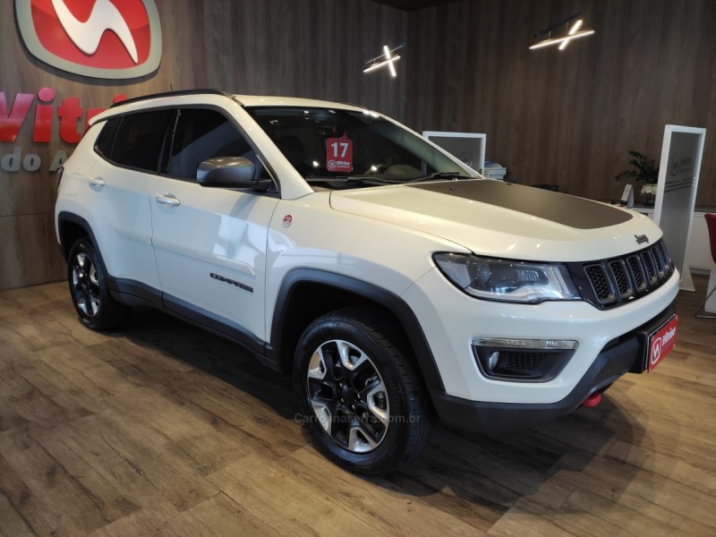 COMPASS 2.0 16V DIESEL TRAILHAWK 4X4 AUTOMÁTICO - 2017 - ERECHIM